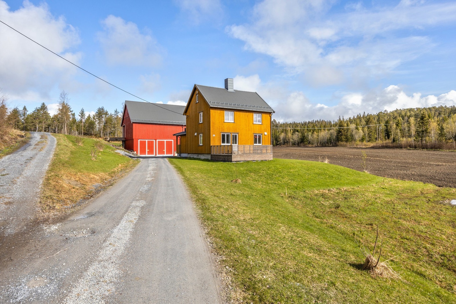 Landlig beliggende med turmuligheter Galleribilde