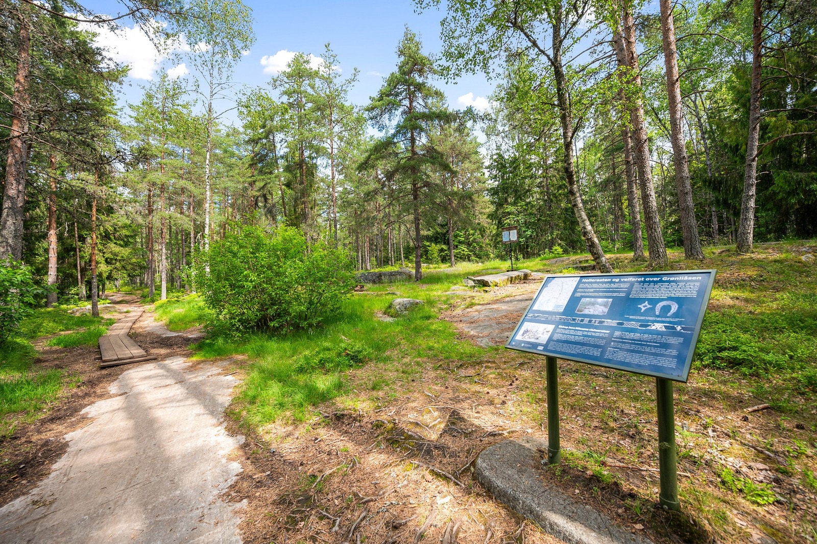 Borettslaget grenser til marka med flott turmuligheter. Galleribilde