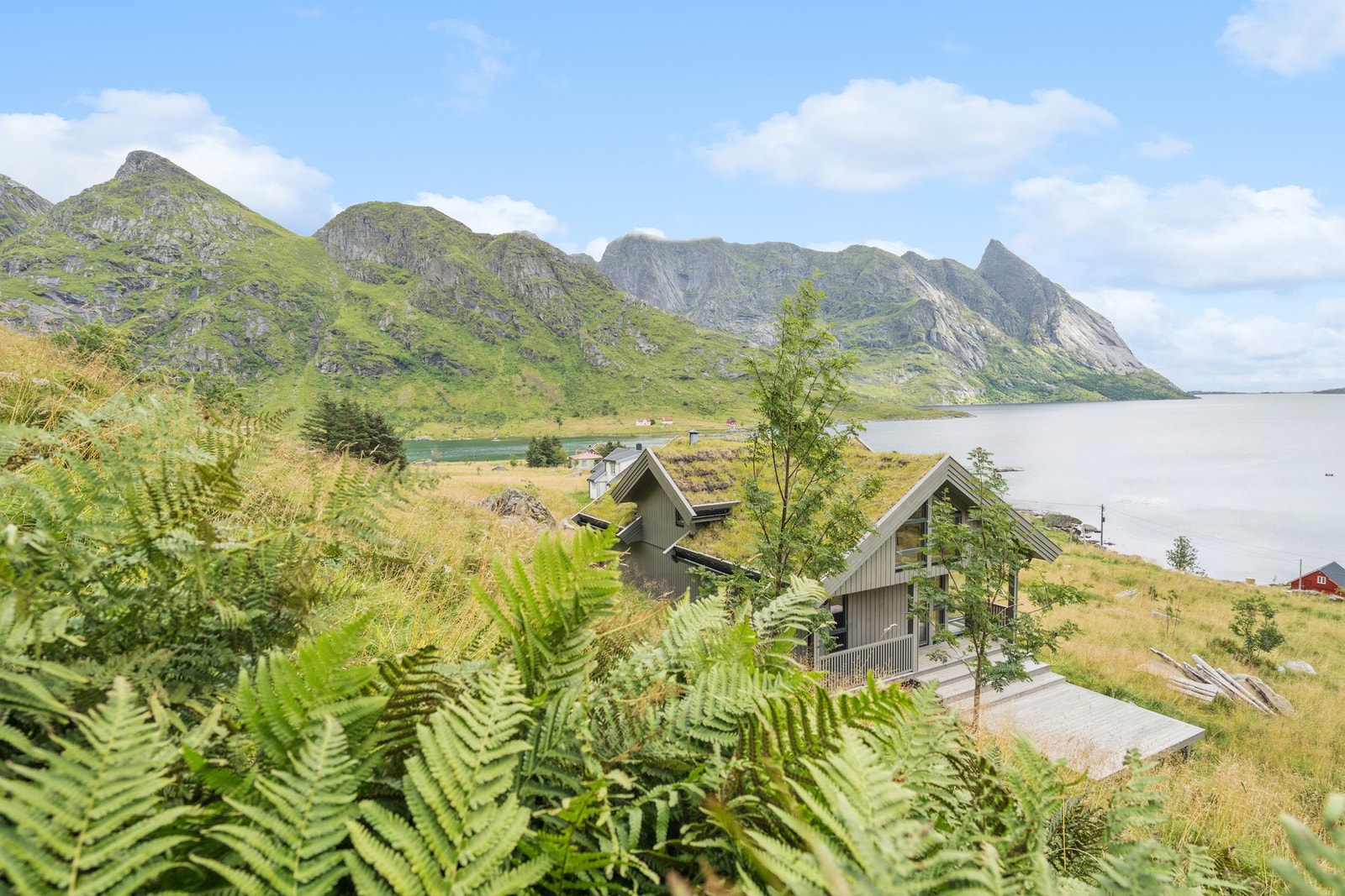 Plassert i et fredelig og bilfritt miljø, med kun naturens lyder som selskap. Galleribilde