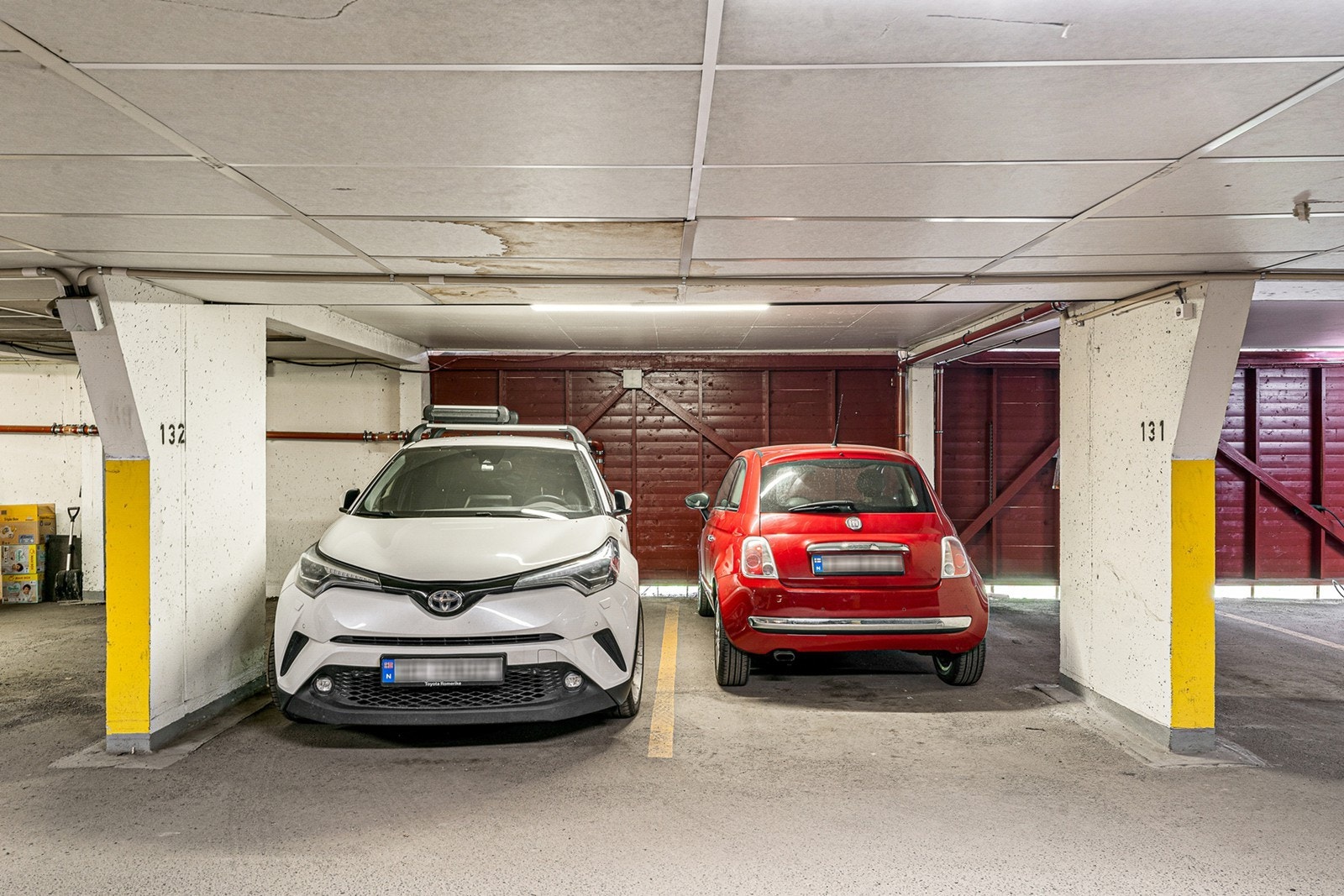 Det medfølger en fast plass nr. 132 i felles garasjeanlegg, med tilgang til påkobling til ellader. Galleribilde