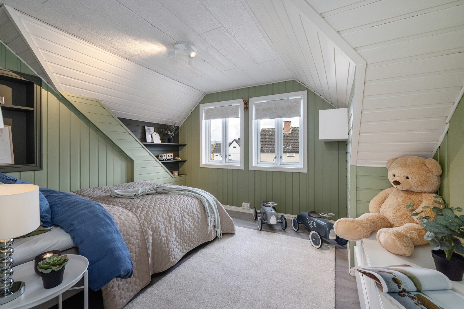 Loftsetasjen byr på fleksible romløsninger tilpasset familiens behov. Galleribilde