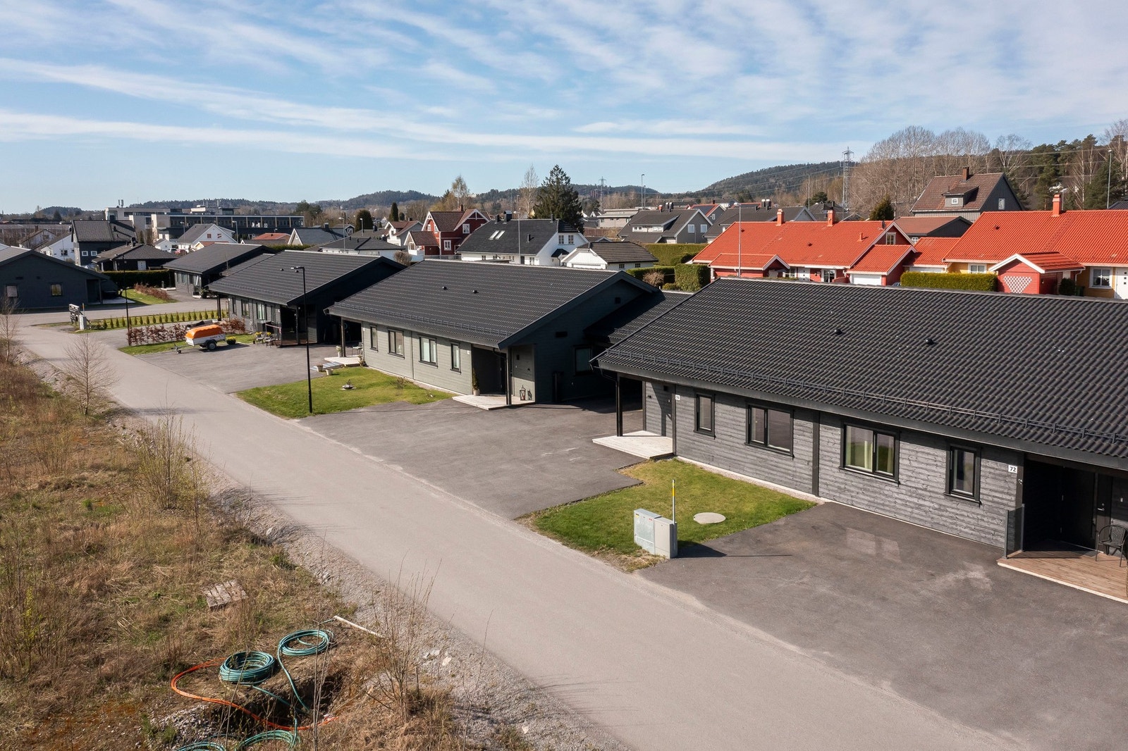 Nenset Hage har en sentral beliggenhet mellom Skien og Porsgrunn Galleribilde