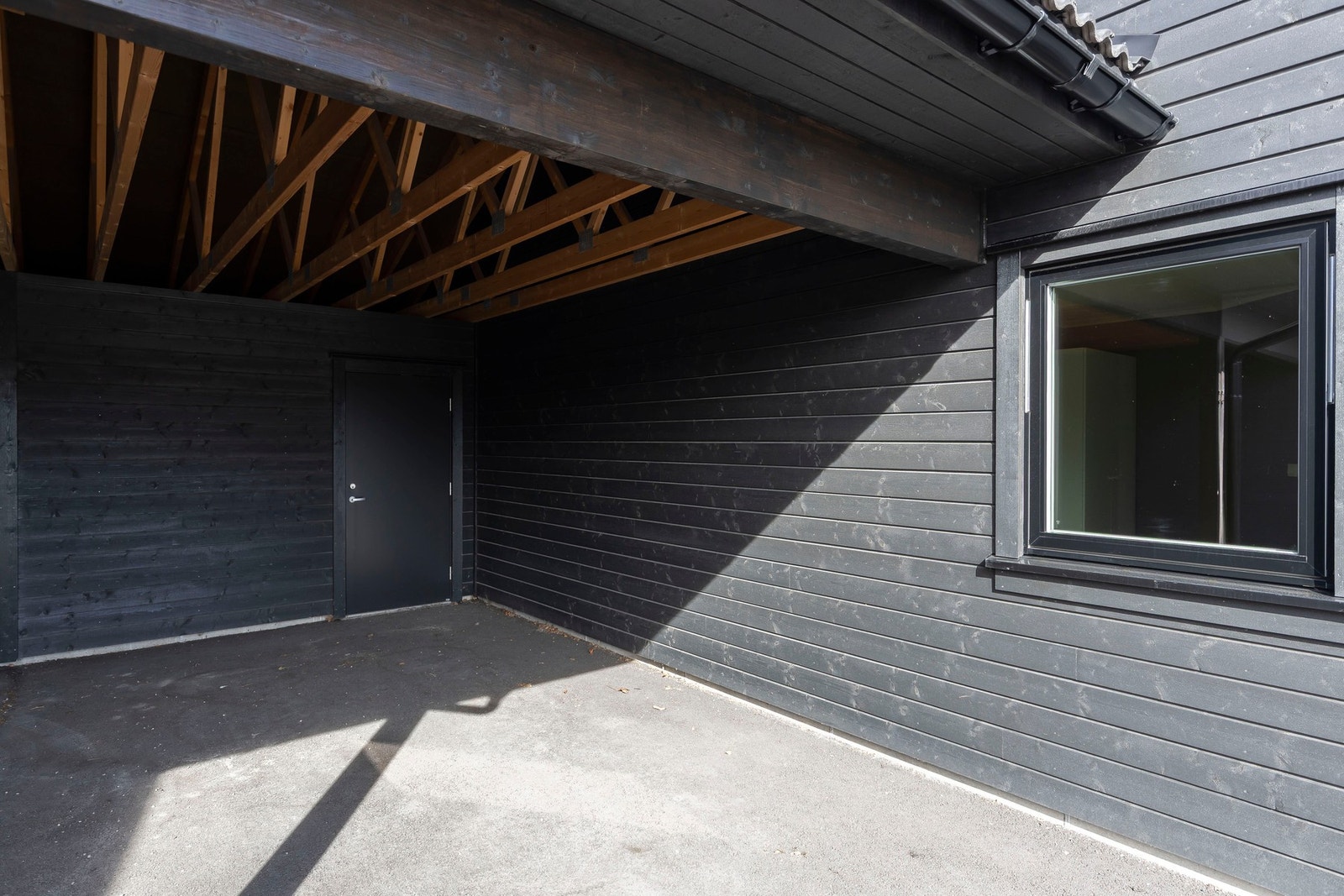 Utvendig sportsbod Galleribilde