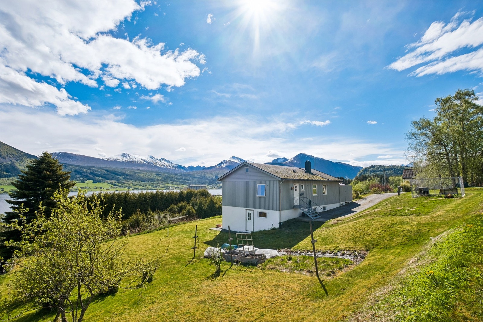 Velkommen til Øvre Skorgevik 35! Foto: EFKT v/Jay Galleribilde