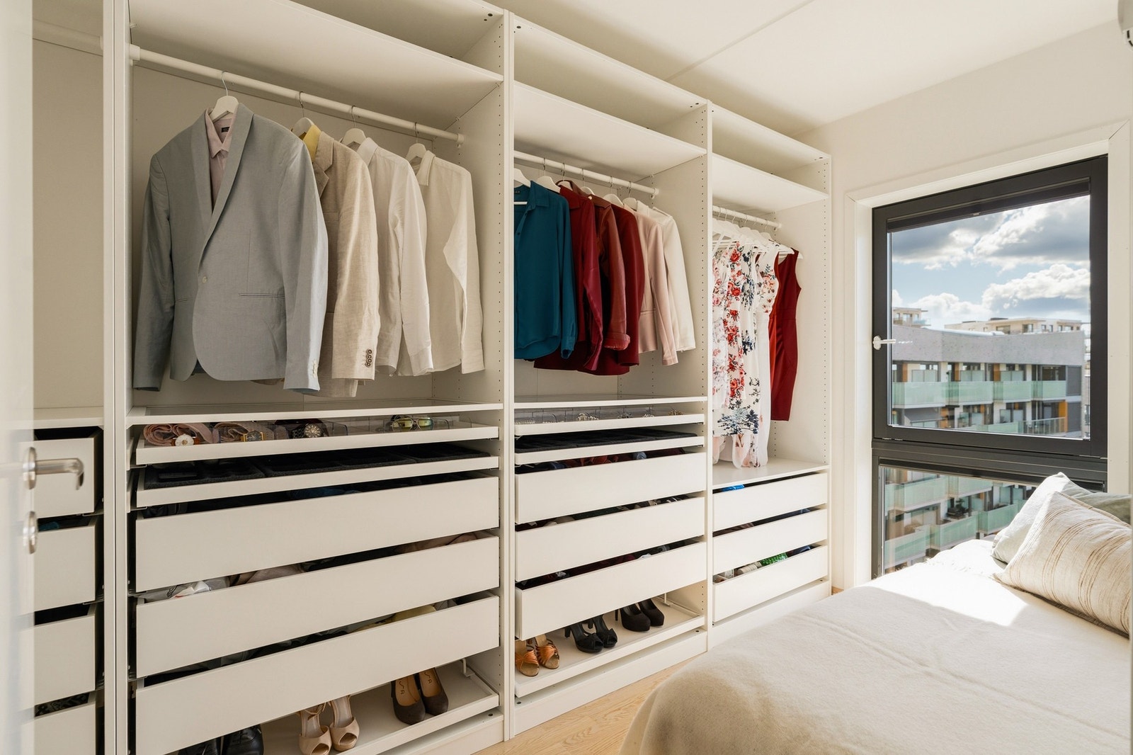 Sjekk den romslige garderoben! Galleribilde