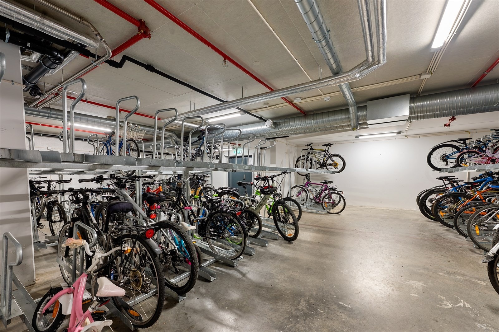 Sameiet har sykkelbod for beboerne. Galleribilde