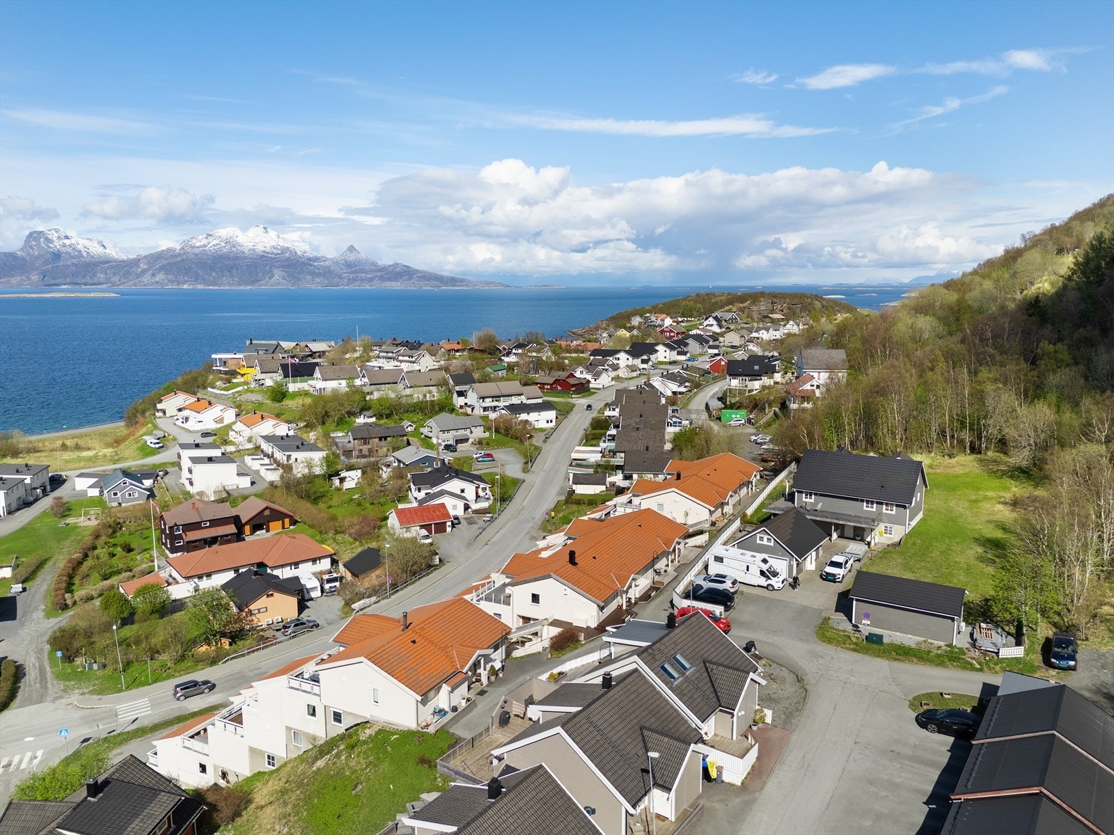 Utsikt mot Landegode. Galleribilde