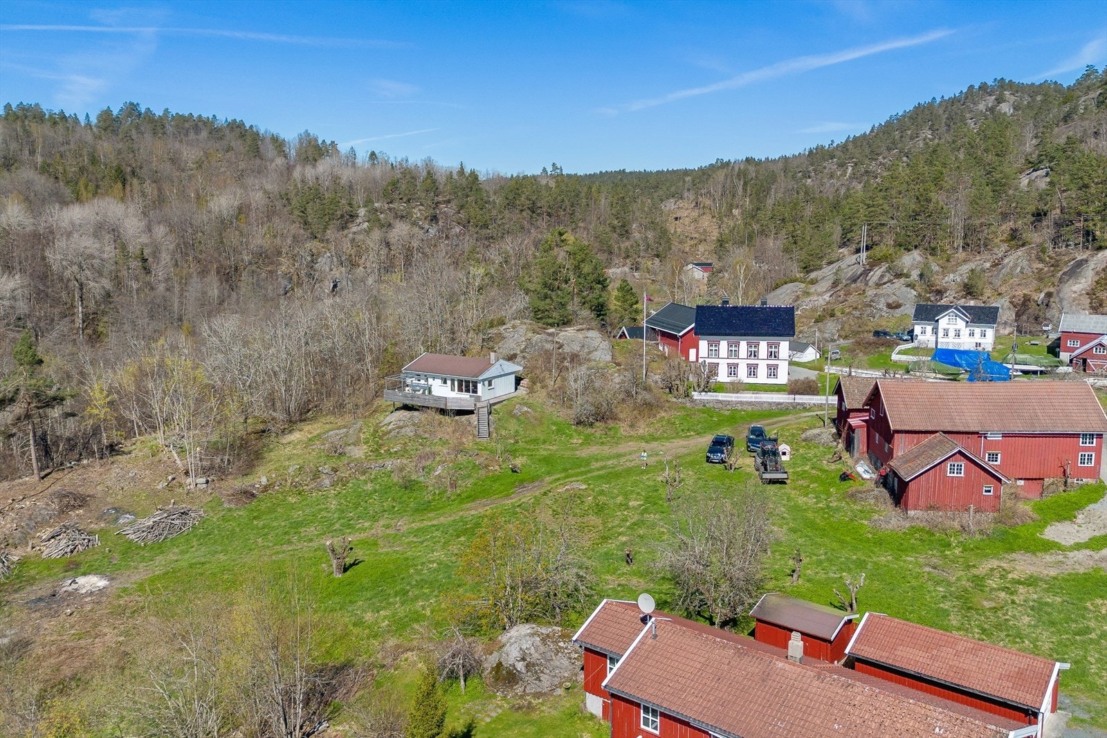 Her kan du feriere i et veletablert og rolig område i Tvedestrand kommune. Galleribilde