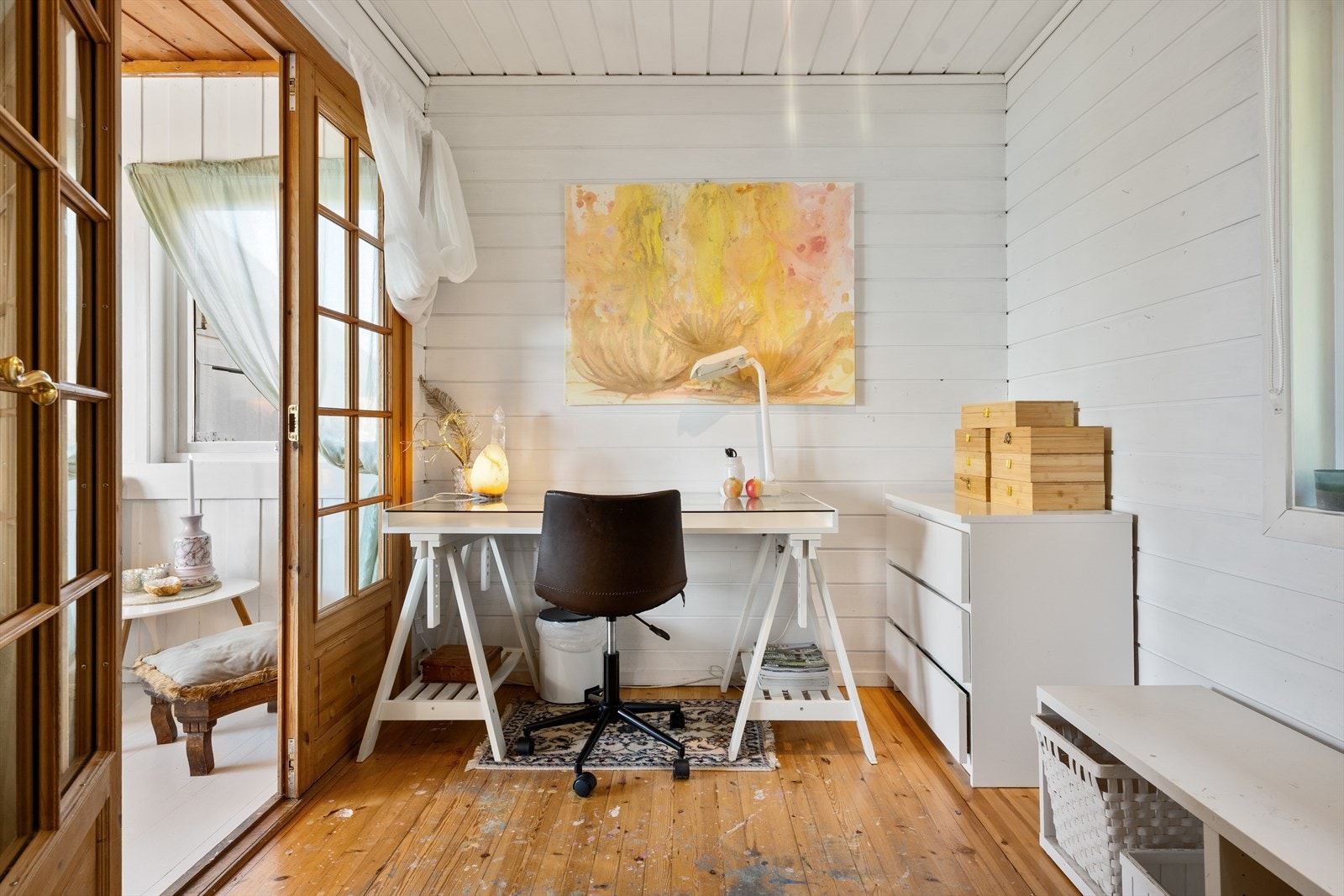 Rommet måler 9,93 m² Galleribilde