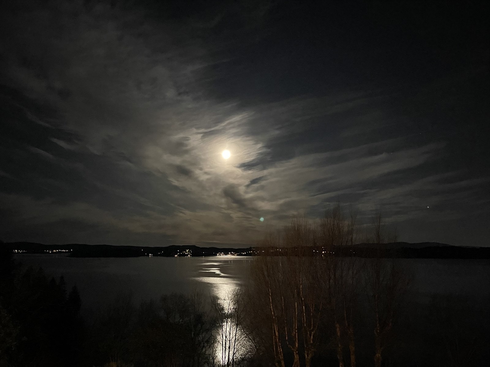 Midnight Edition Galleribilde