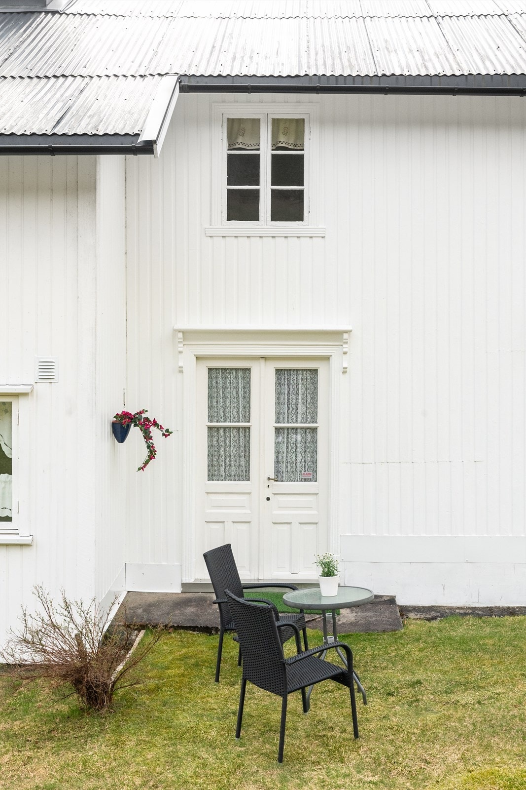 Hovedinngangen til boligen. Galleribilde