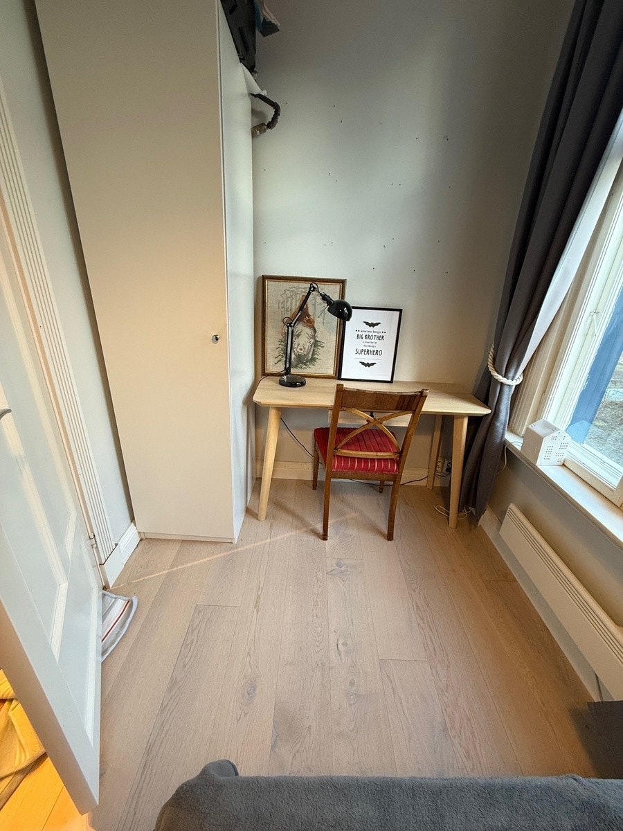 Sov 2 - garderobeskap også Galleribilde