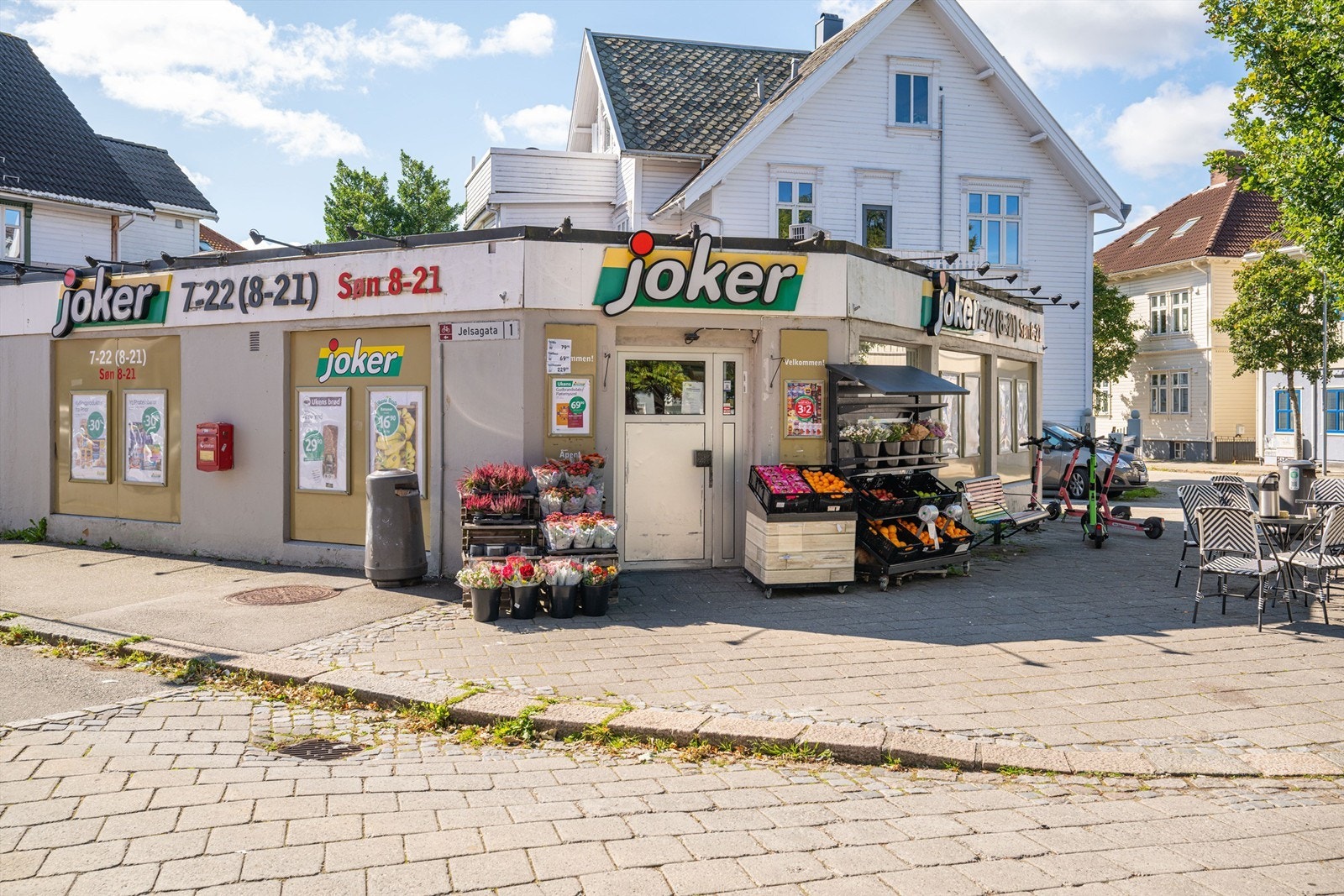 Søndagsåpen butikk kun et par minutters gange unna Galleribilde