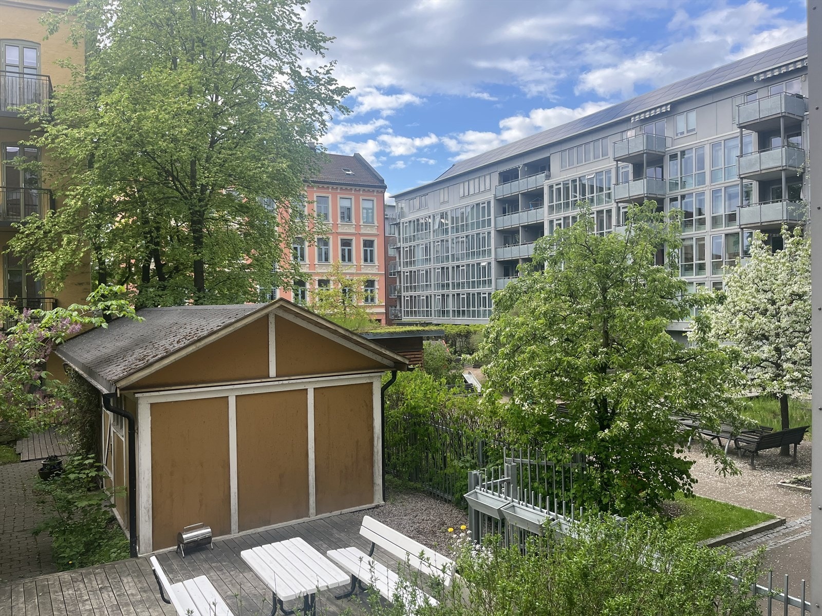 Utsikt fra stuen og soverommet Galleribilde