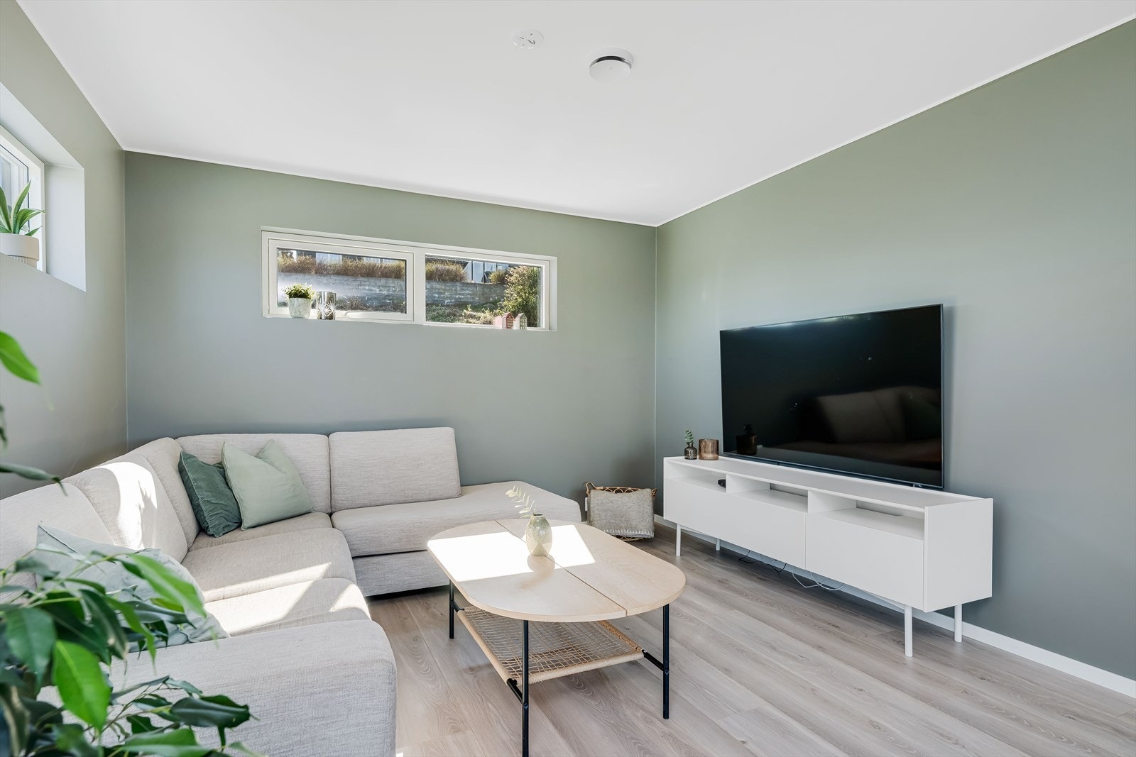 Her er det god plass i sofakroken til hele familien. Galleribilde
