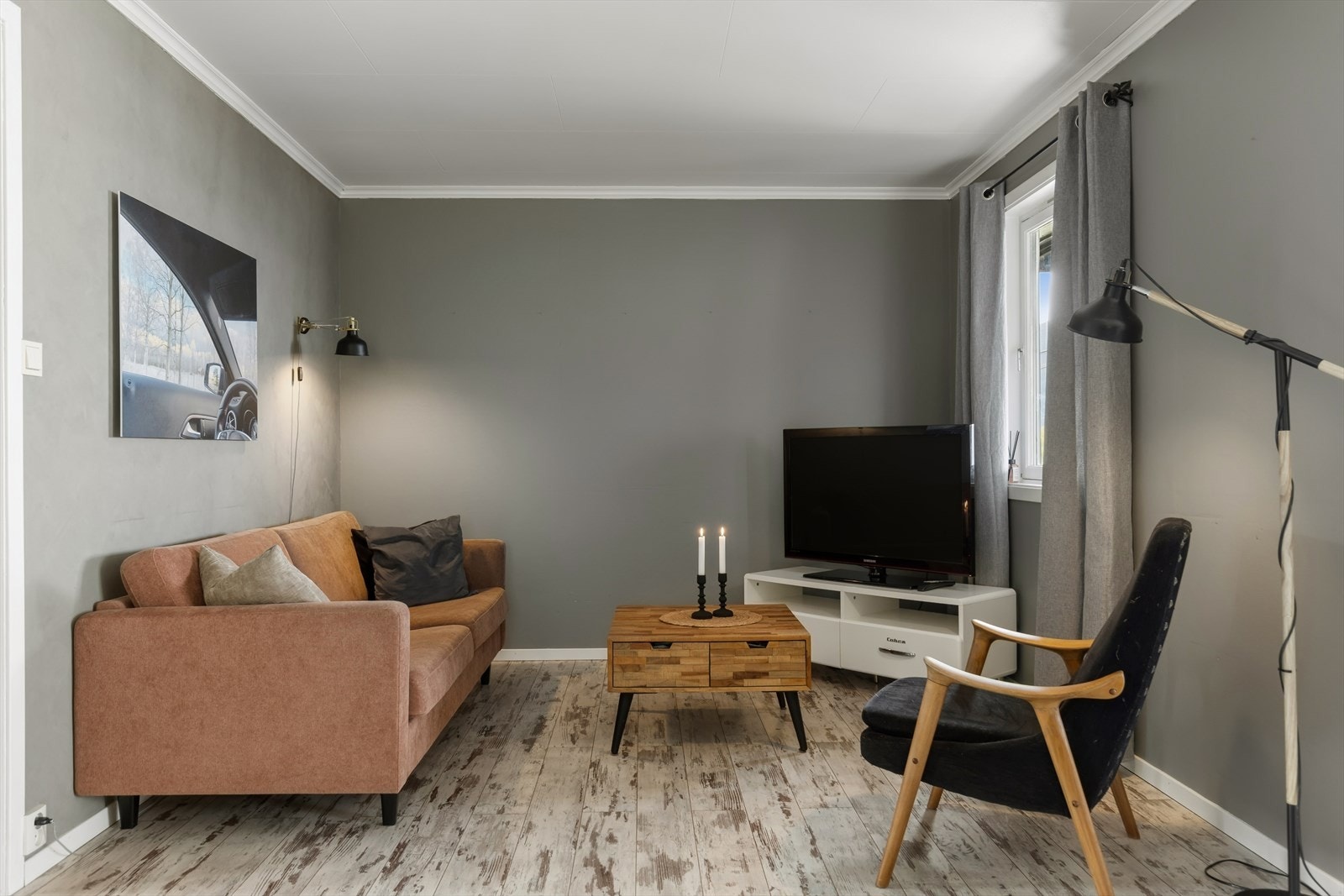 En egen del av stuen egner seg godt som TV-krok. Galleribilde