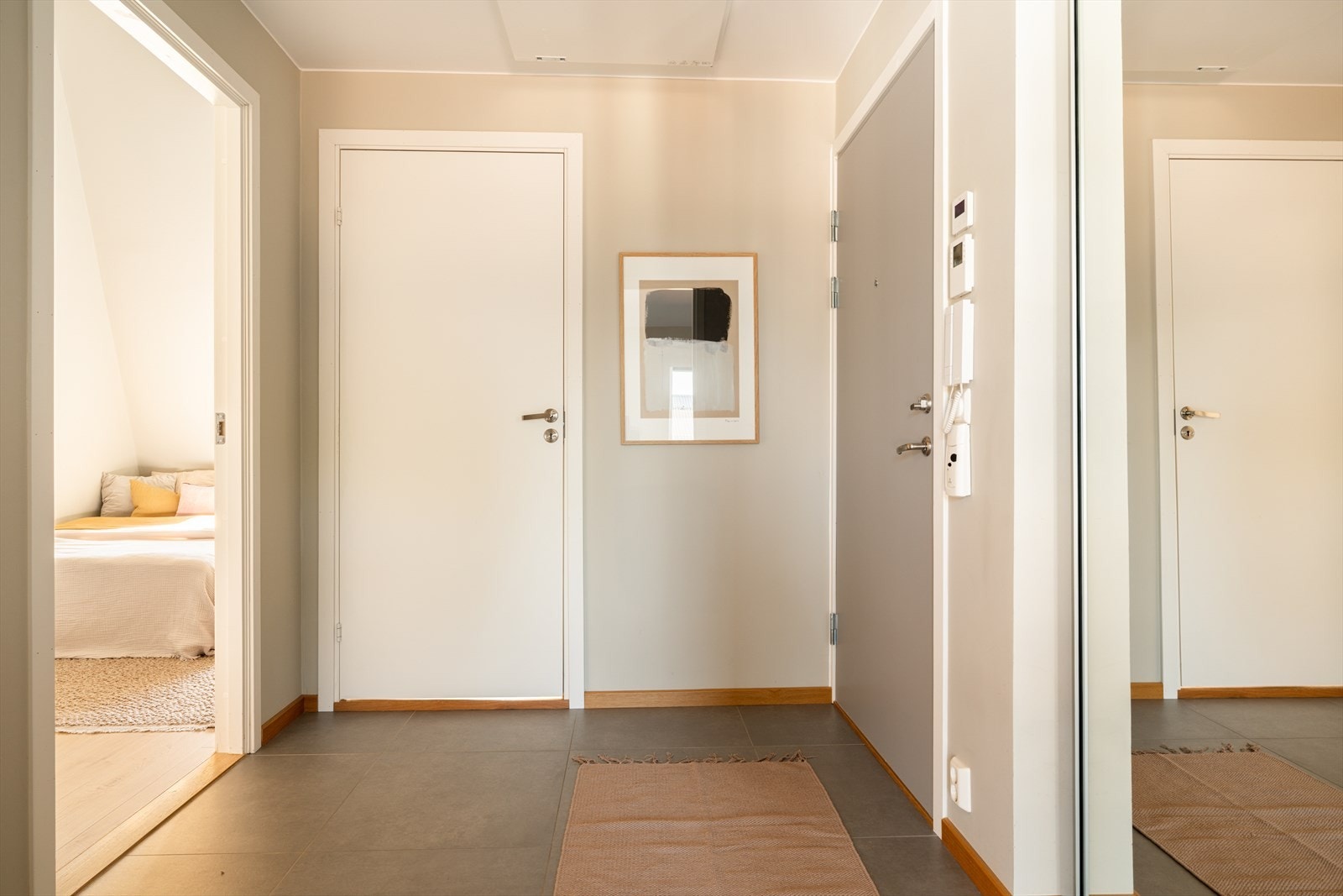 En hyggelig entré tar deg i mot. Galleribilde