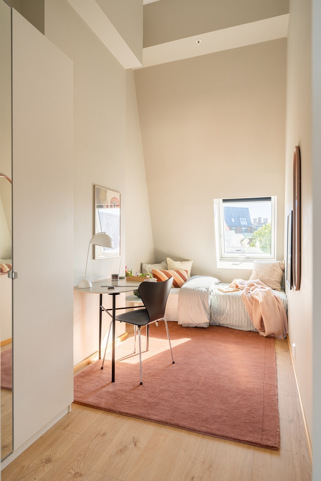 Legg merke til den fantastiske takhøyden. Galleribilde