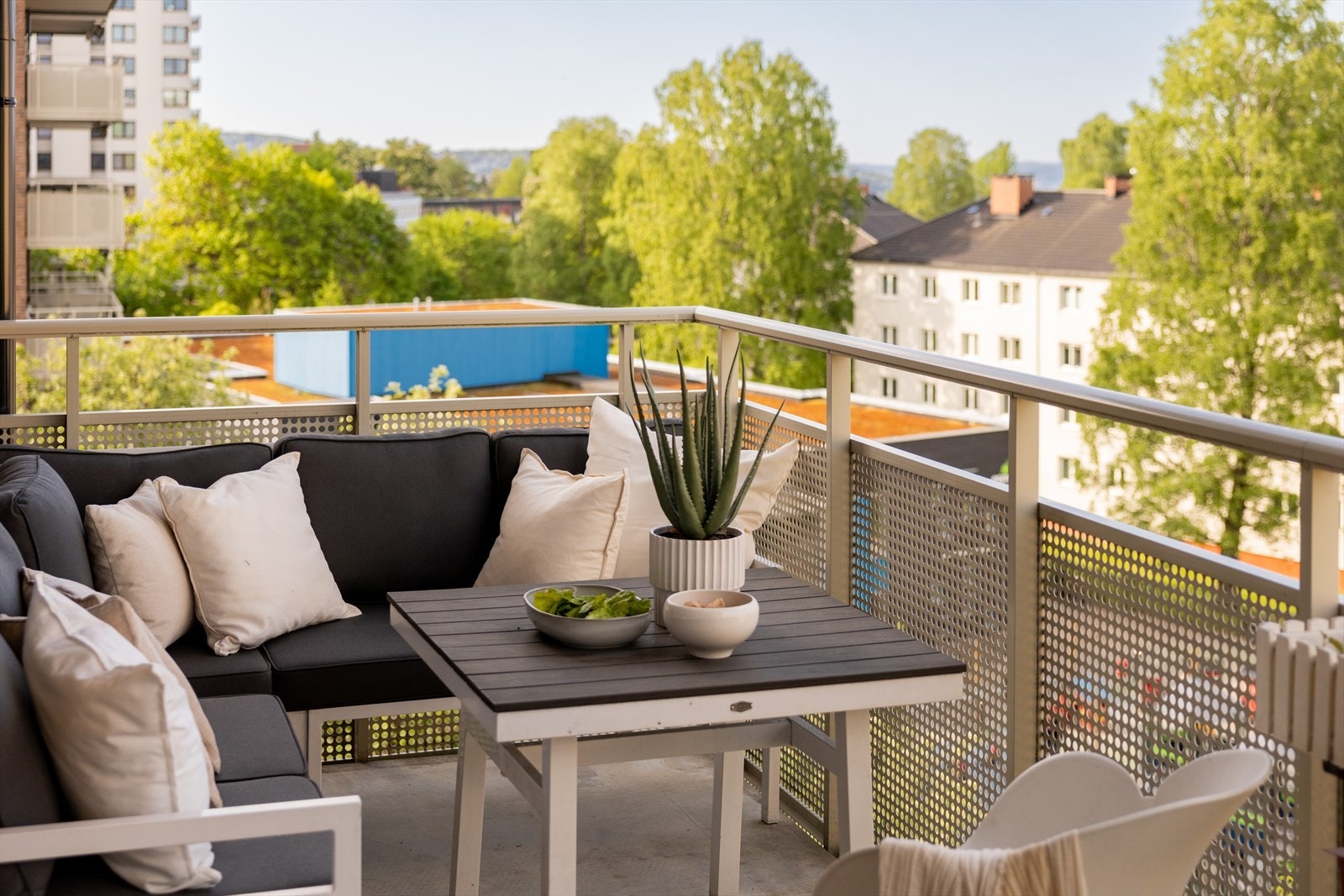 Den sydvendte retningen gir gode solforhold. Galleribilde