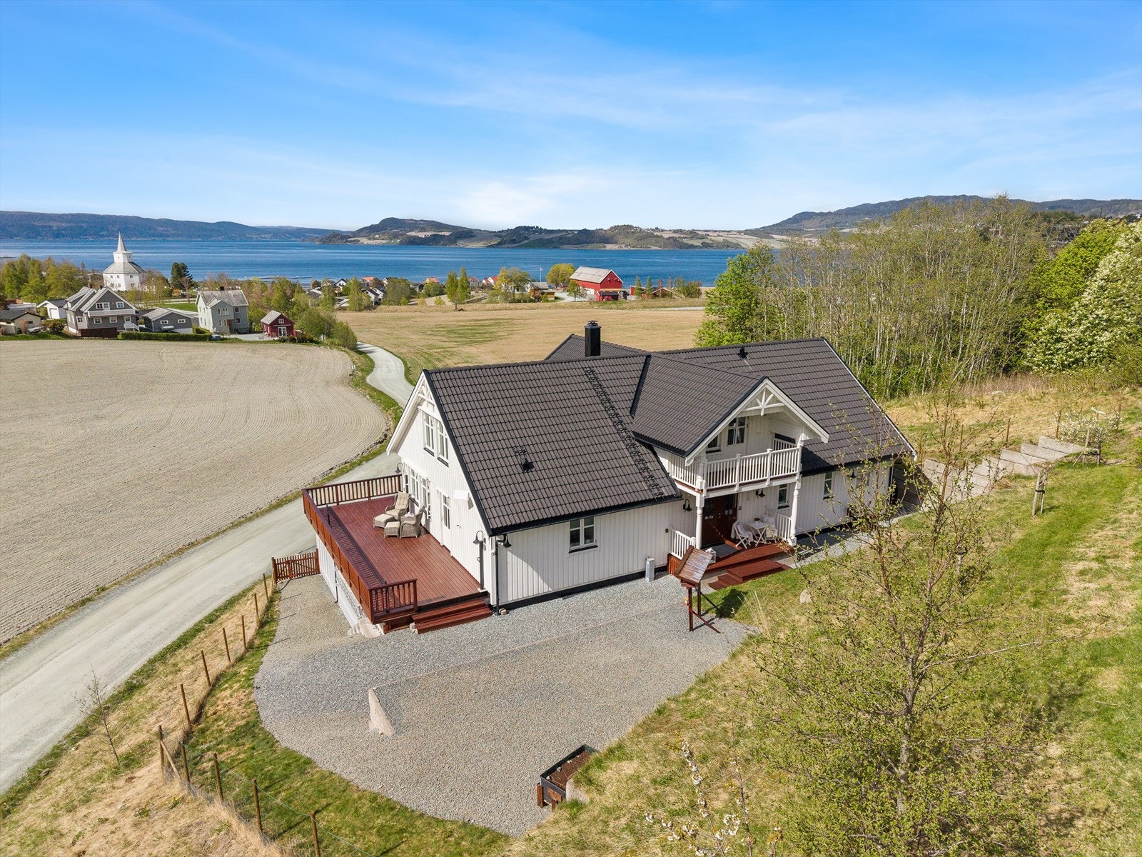 Ta kontakt med meg på tlf. 954 58 027 for en privatvisning. Velkommen! Galleribilde