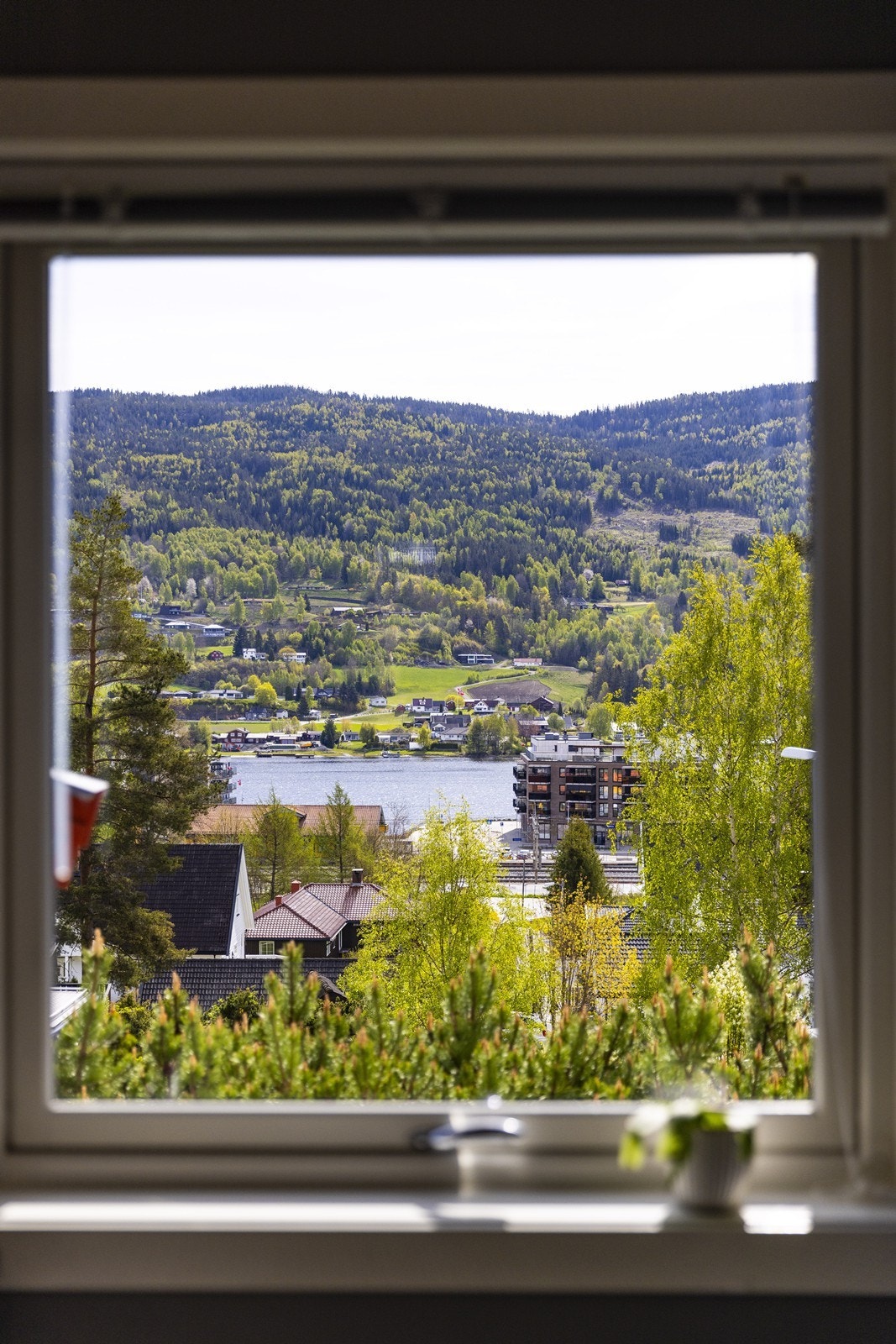 Utsikt fra vinduet på kjøkkenet. Galleribilde