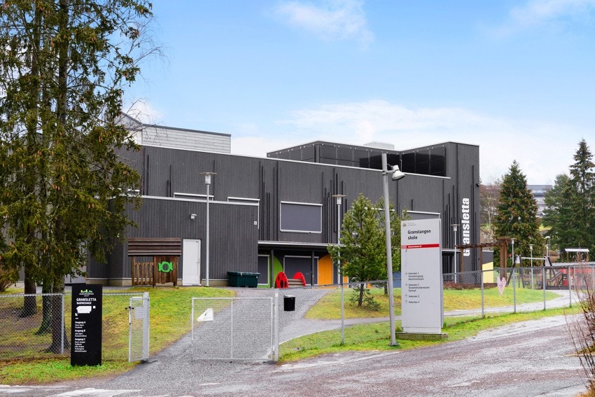 Meget barnevennlig område med kort vei til skole og barnehage. Galleribilde