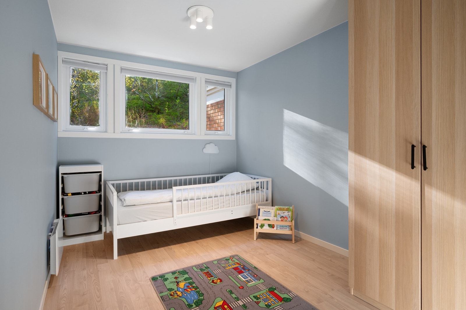 Perfekt som barnerom med god gulvplass Galleribilde