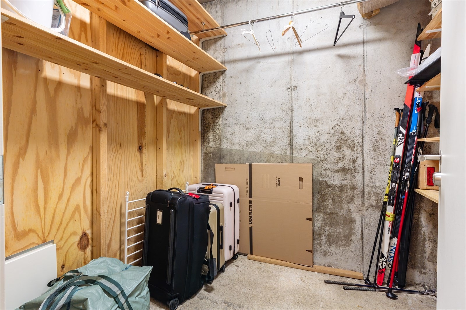 - I tillegg disponerer leiligheten én ekstern bod i 1. etasje på 4,4m² - Galleribilde