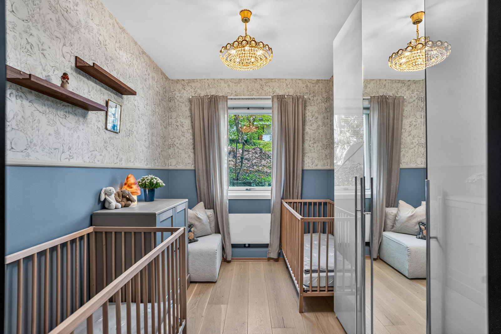Soverom 2 - Perfekt som barnerom, gjesterom eller kontor. God plass til seng og garderobe. Galleribilde