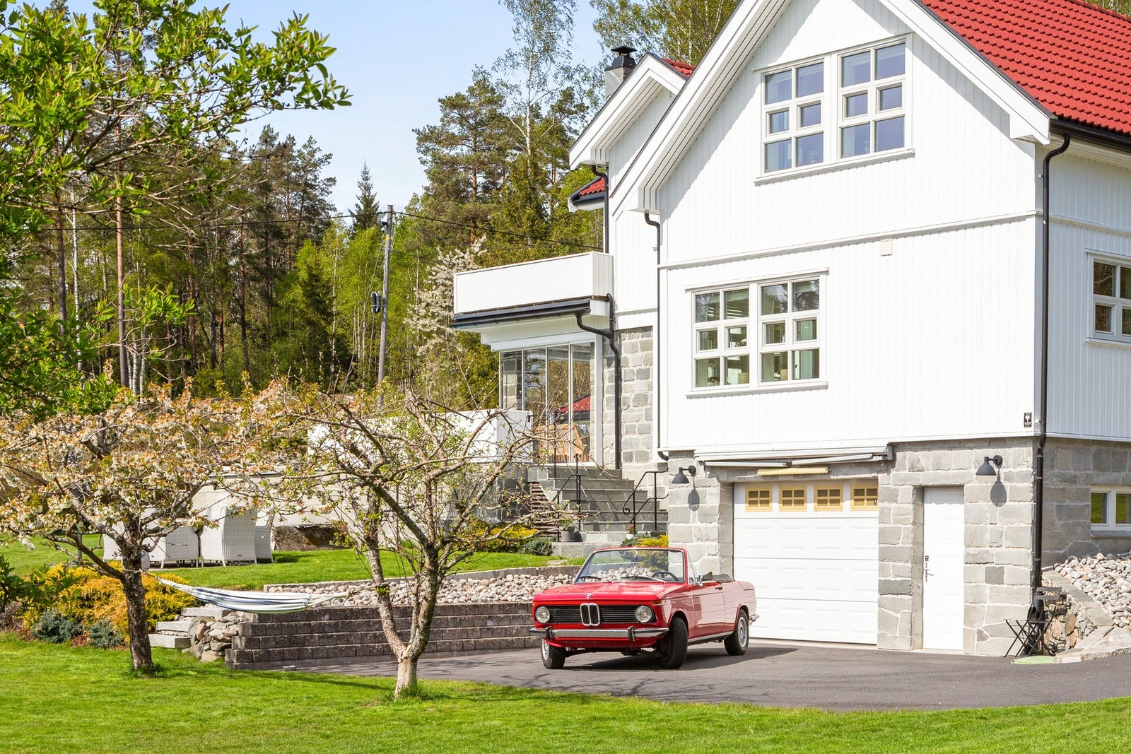 Nyt late sommerdager hjemme i Son Galleribilde