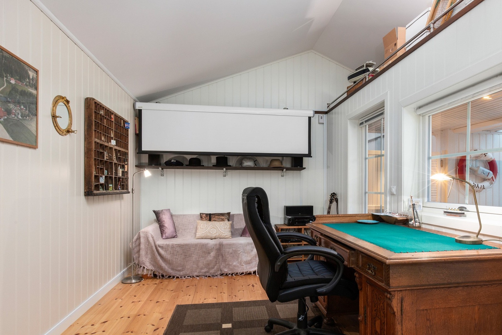 Annekset inneholder kontor Galleribilde