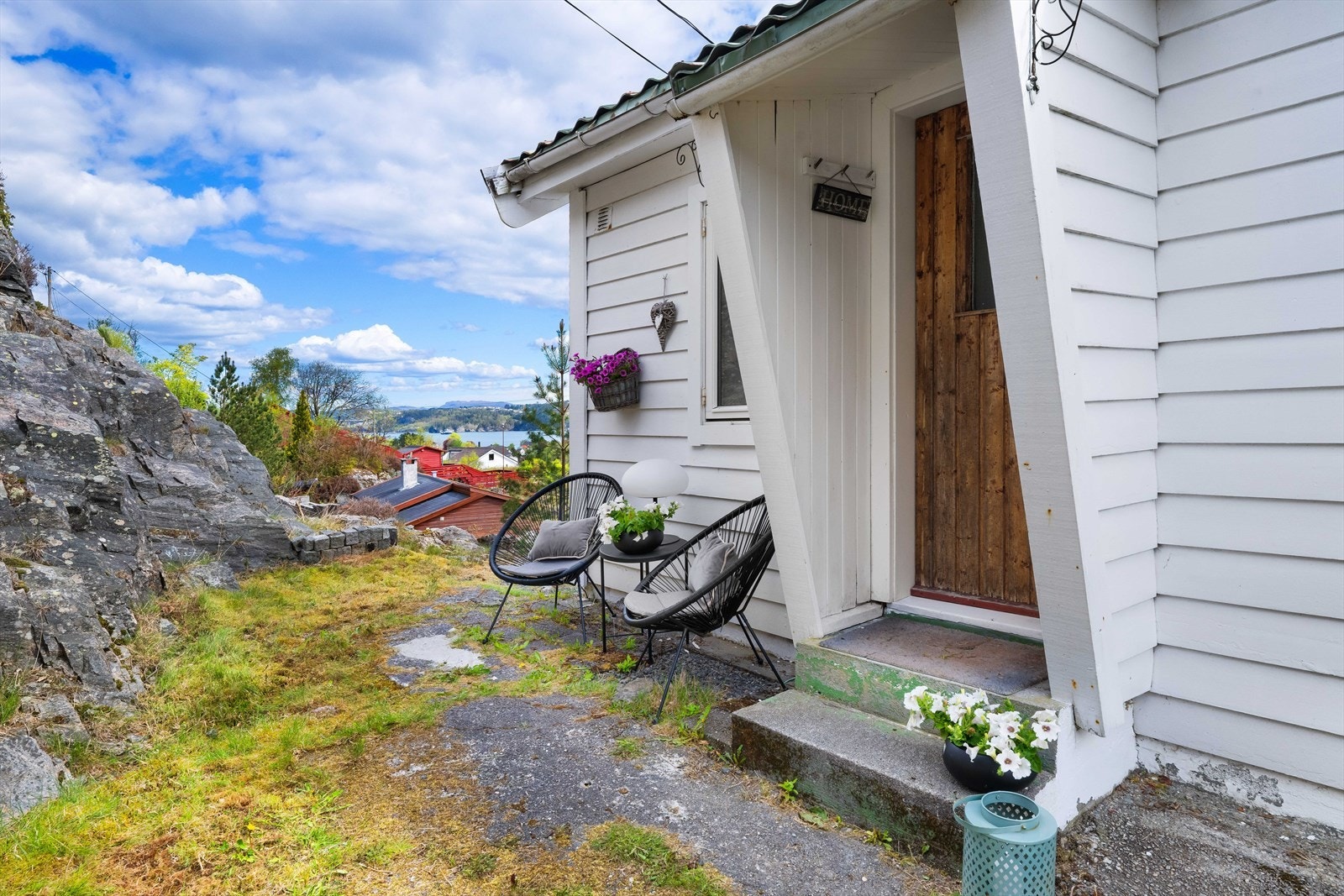 Inngangspartiet er lunt og overbygget. Galleribilde