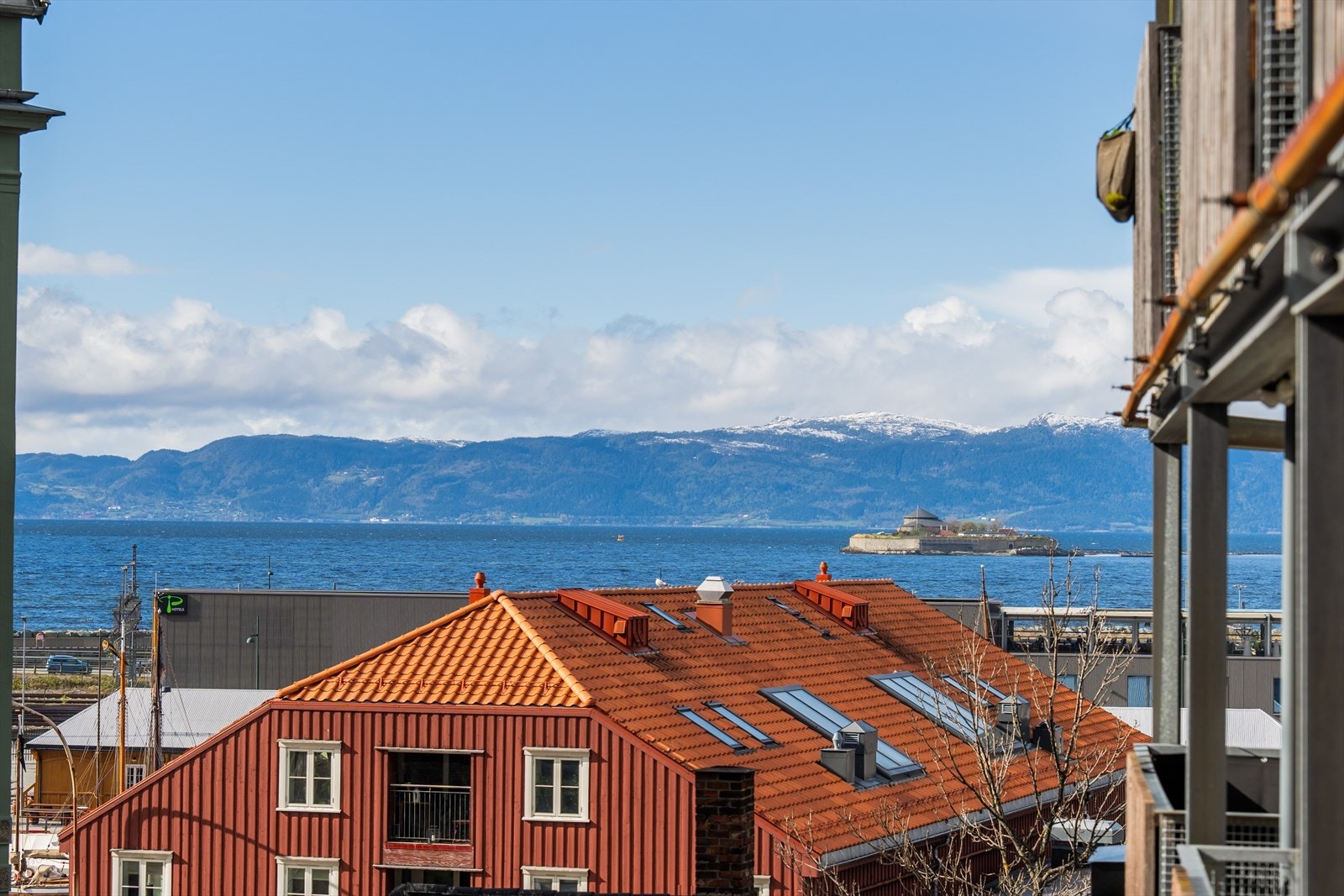Fantastisk utsikt mot Munkholmen og Fosen. Galleribilde