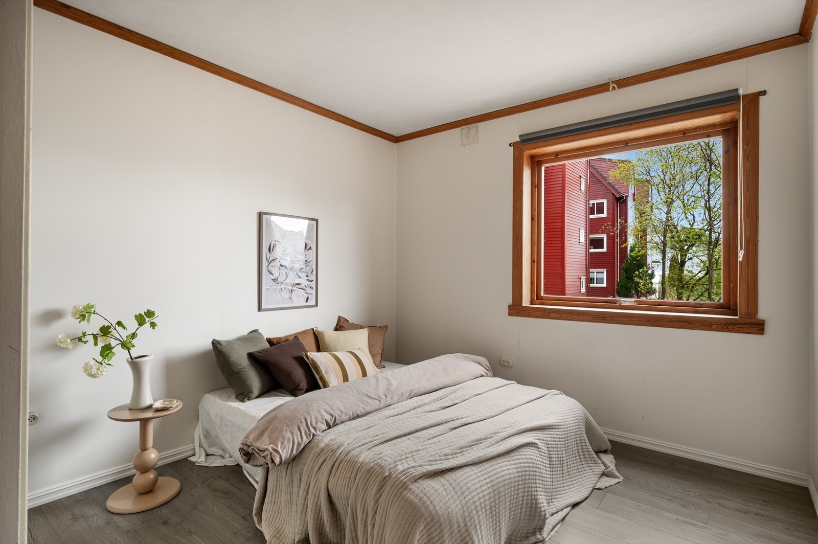 - Leiligheten har to gode soverom, hvorav dette måler ca. 11 m² - Galleribilde