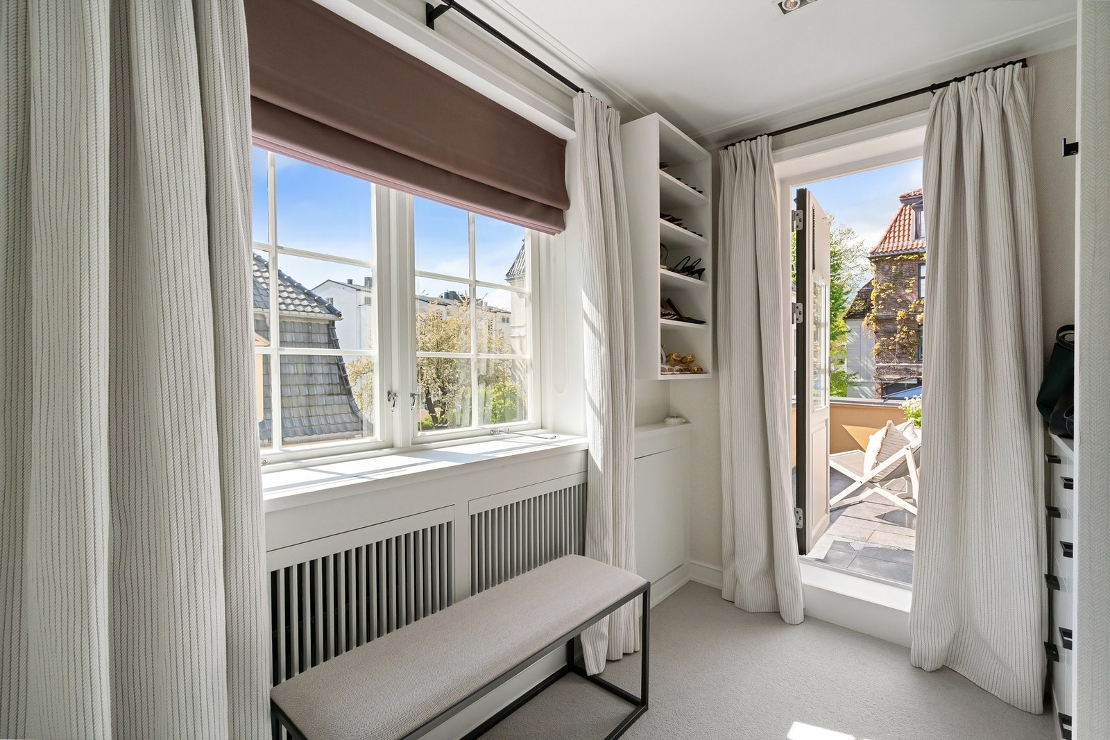 Utgang til balkong fra soverom 2 Galleribilde