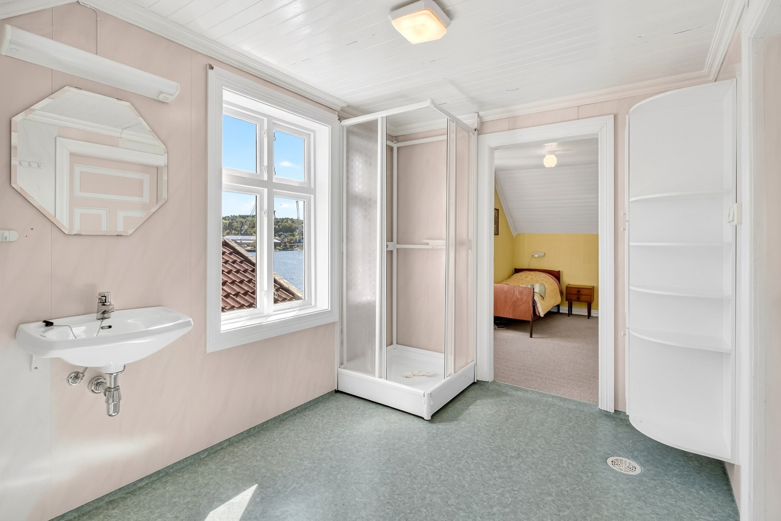 Bad i god størrelse. Galleribilde