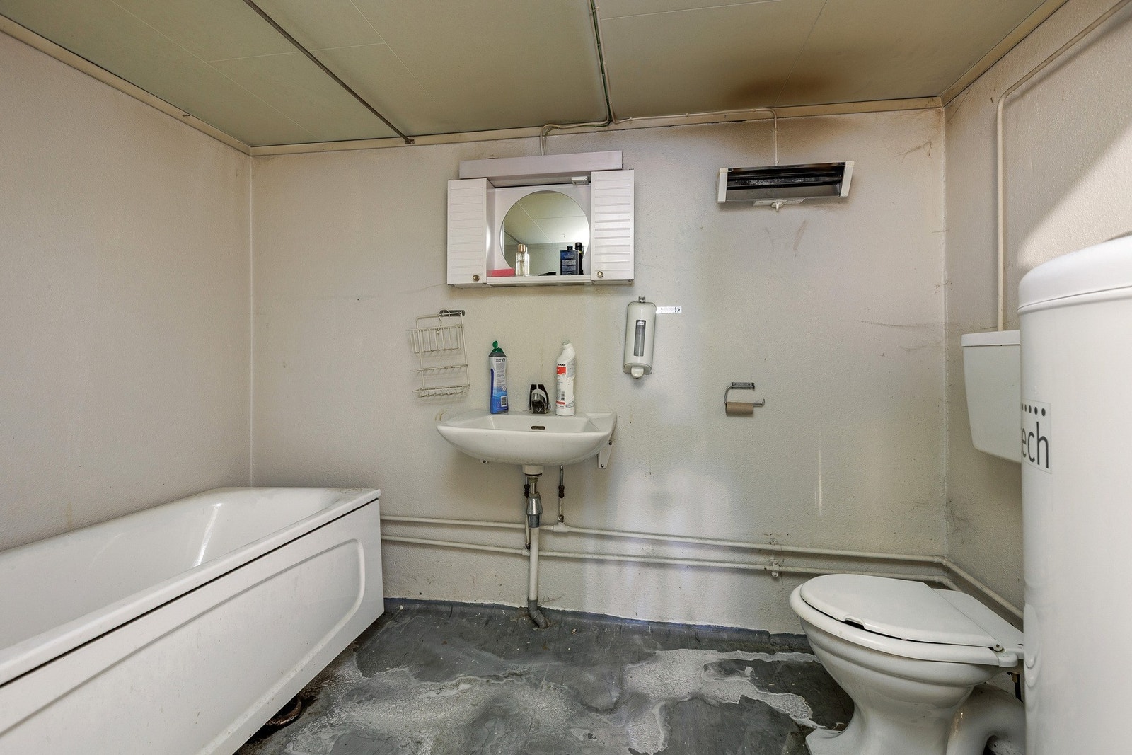 Badet i kjelleren må totalrenoveres. Galleribilde