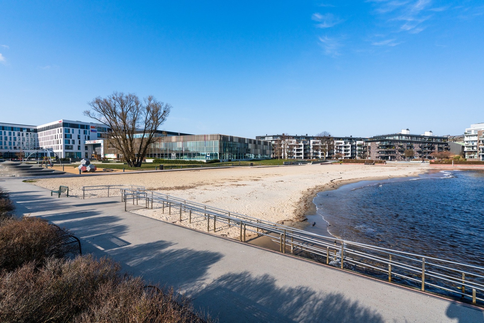 Bystranda - fantastisk sted for hele byens befolkning Galleribilde