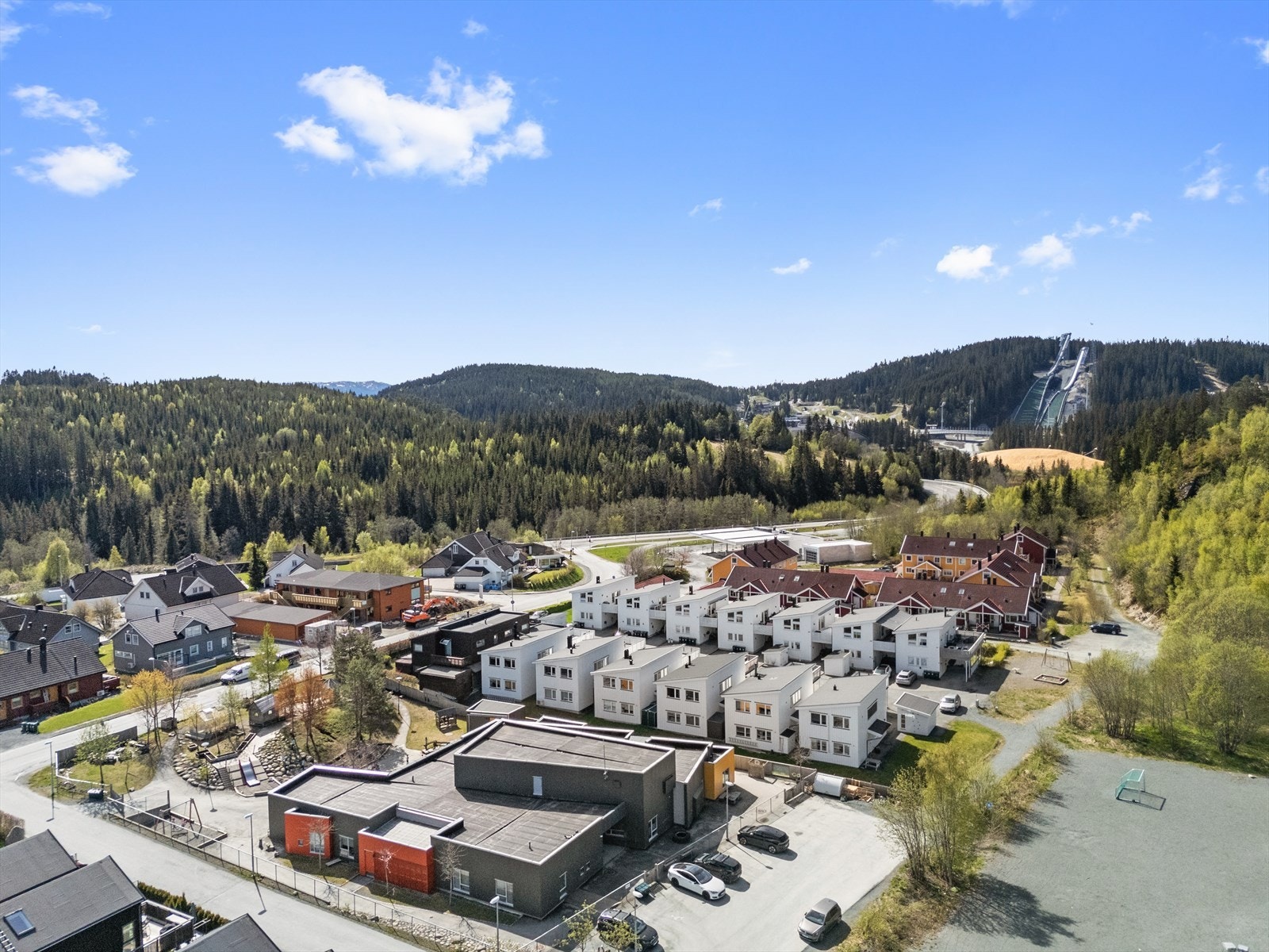 Dronefoto Galleribilde