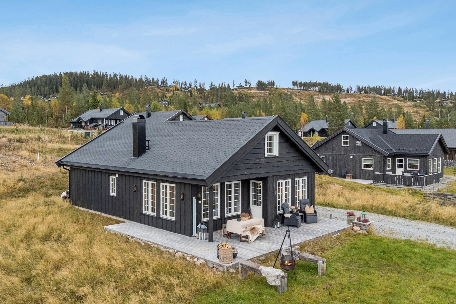 Dette er virkelig ei hytte som innfrir til hyttedrømmen for både små og store familier. Galleribilde