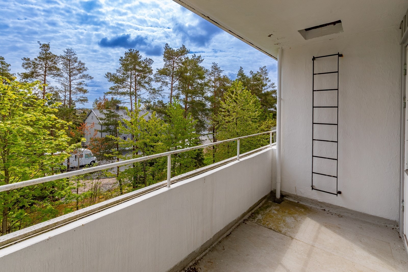 Fin plass på veranda Galleribilde