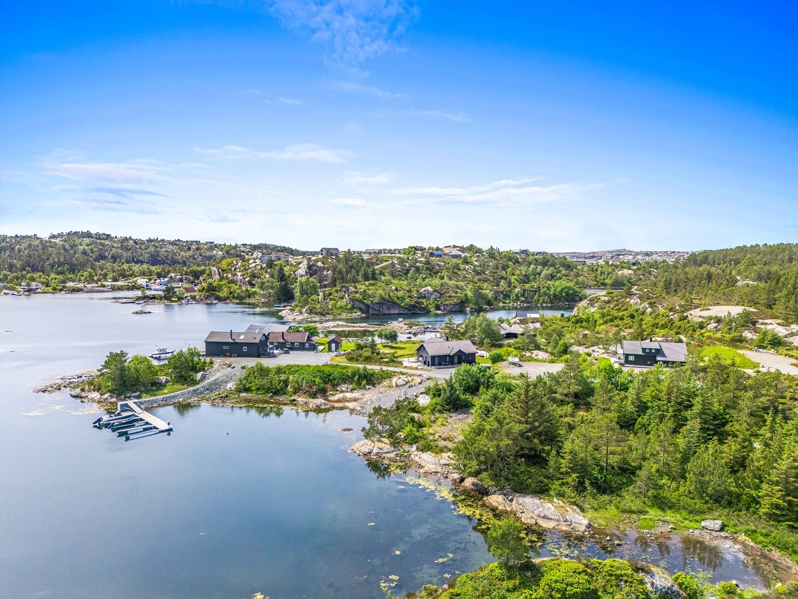 Idylliske Skykkjeneset Galleribilde