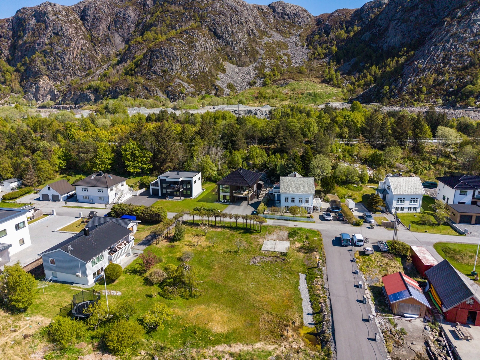 Oversiktsbilde fra det koselige nabolaget. Galleribilde