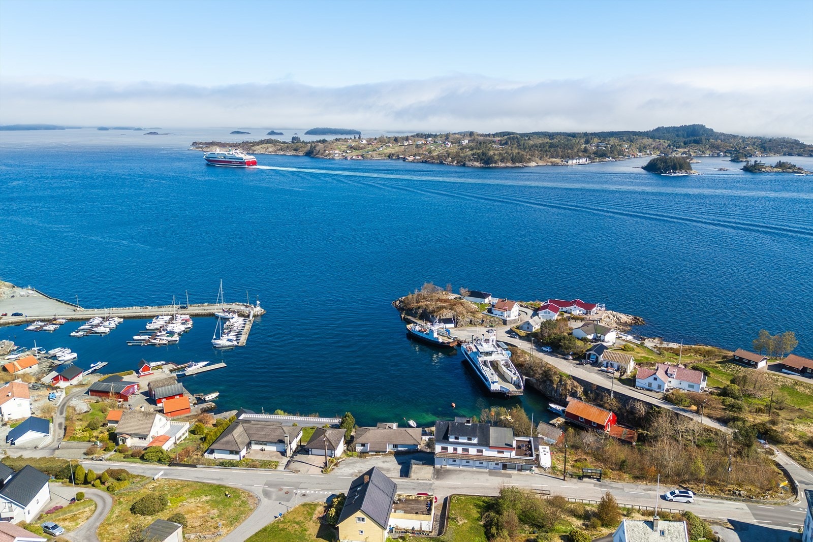 - Idyll helt ved vannkanten - Galleribilde