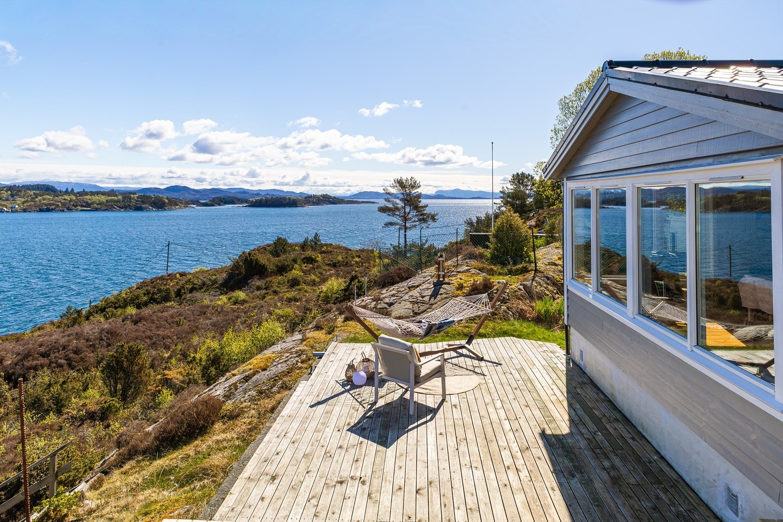 - Totalt terrasseareal på hele 67m² vendt mot ulike solretninger - Galleribilde