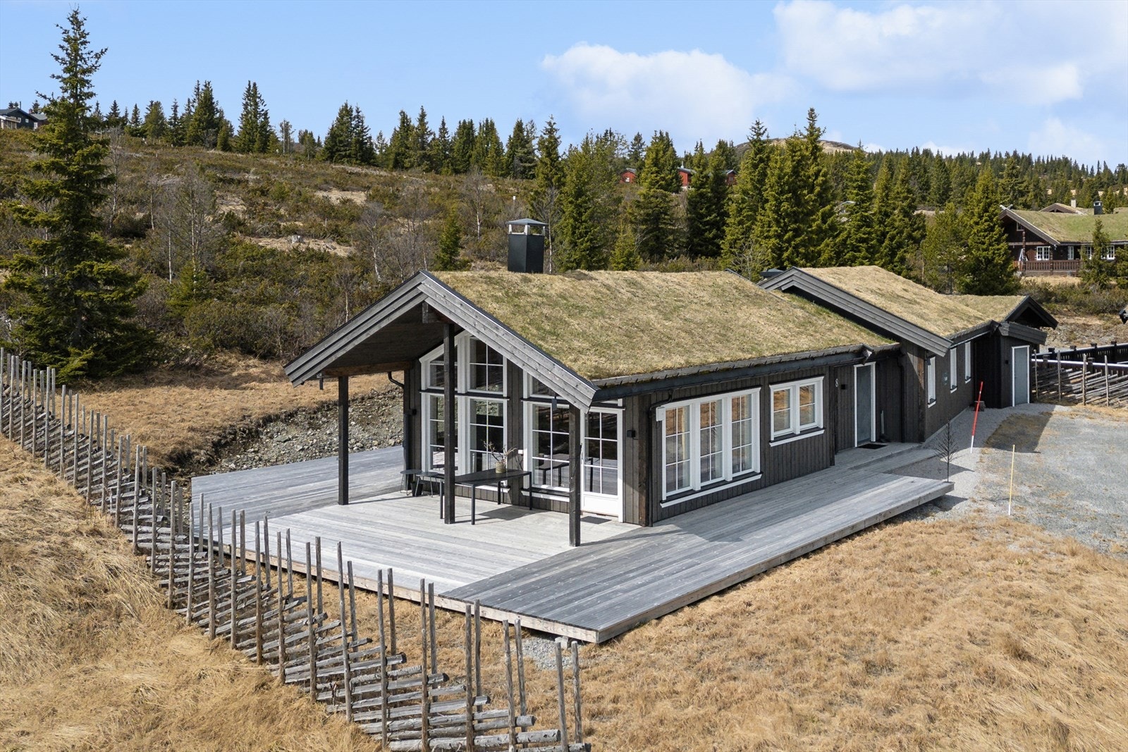 Velkommen til flotte Golsfjellet i Øvre Bjøndalivegen 8! Galleribilde