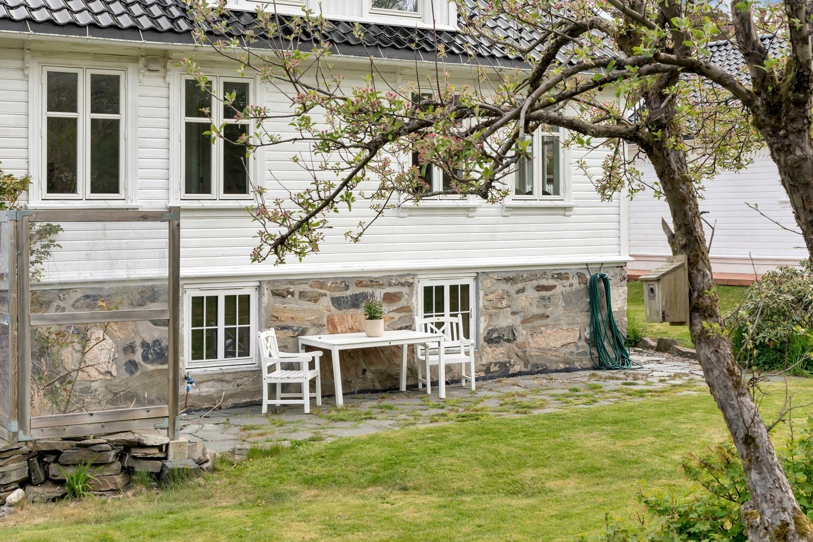 Det er flere soner rundt hele huset Galleribilde