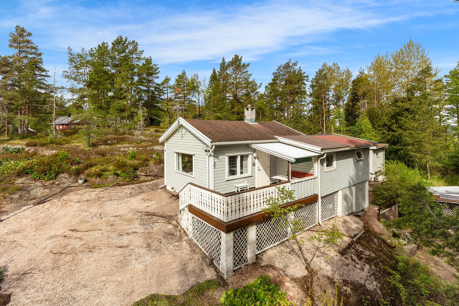 Tomten er på hele 2083 kvm Galleribilde
