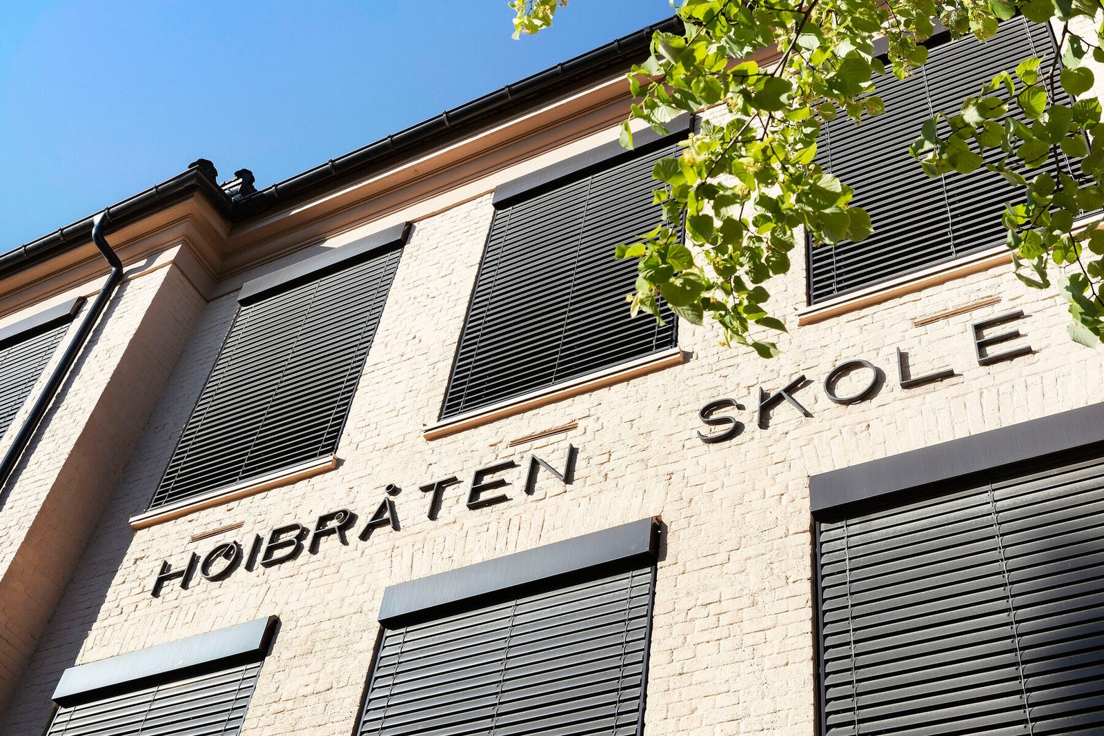 Boligen sokner til populære Høybråten skole. Galleribilde