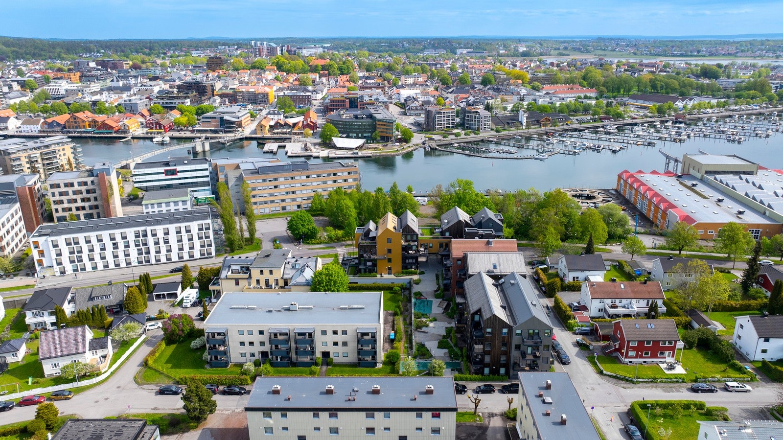 Her ligger du fredelig til med kort vei til sentrum Galleribilde